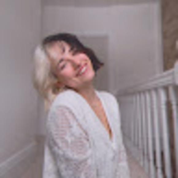 Meet your Posher, Maggie - Picture 1 of 1